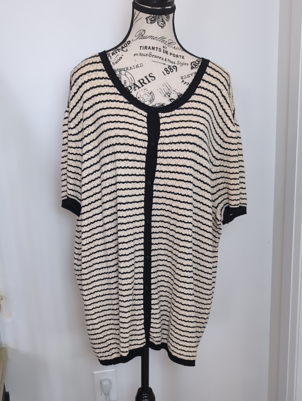 JOIE | Women's Beige/Blk Pointelle Strip Knitted Short Sleeved Button Up Sweater